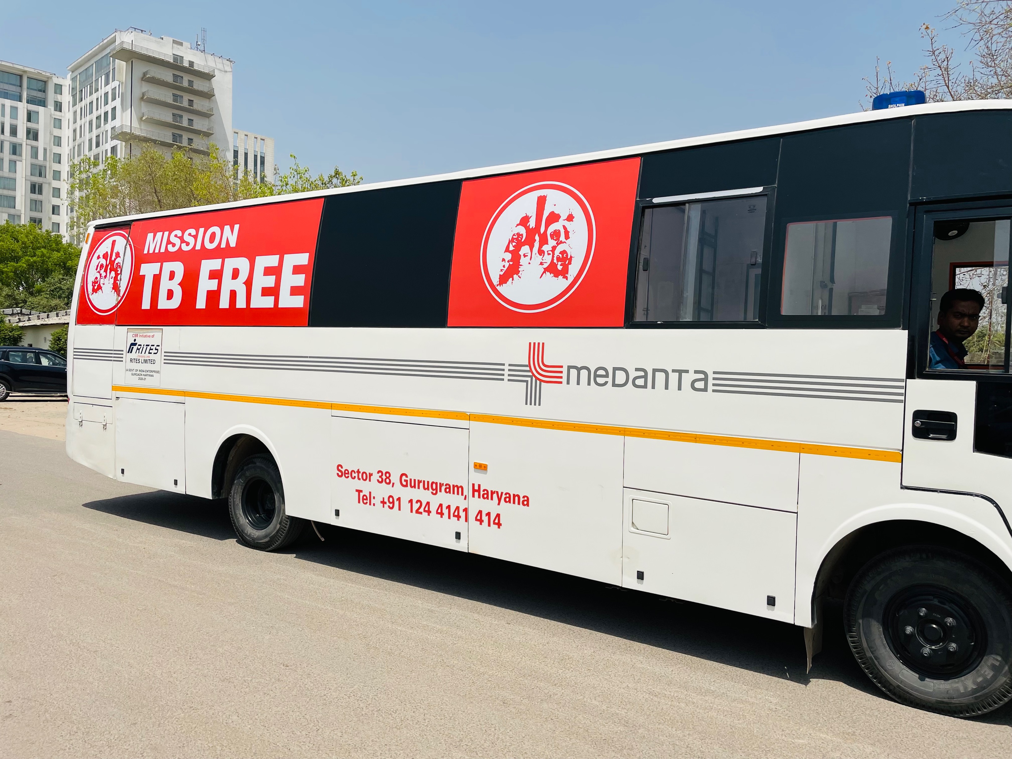 medanta van